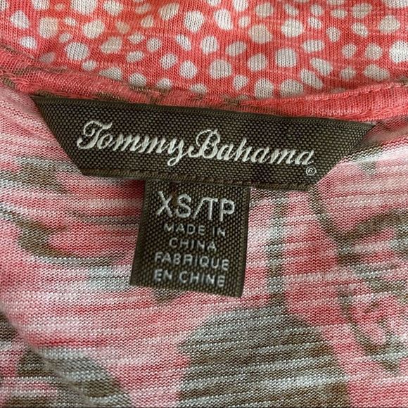 Tommy Bahama coral pink, tan/griege, white hawaiian flower print stretchy top - Picture 4 of 6